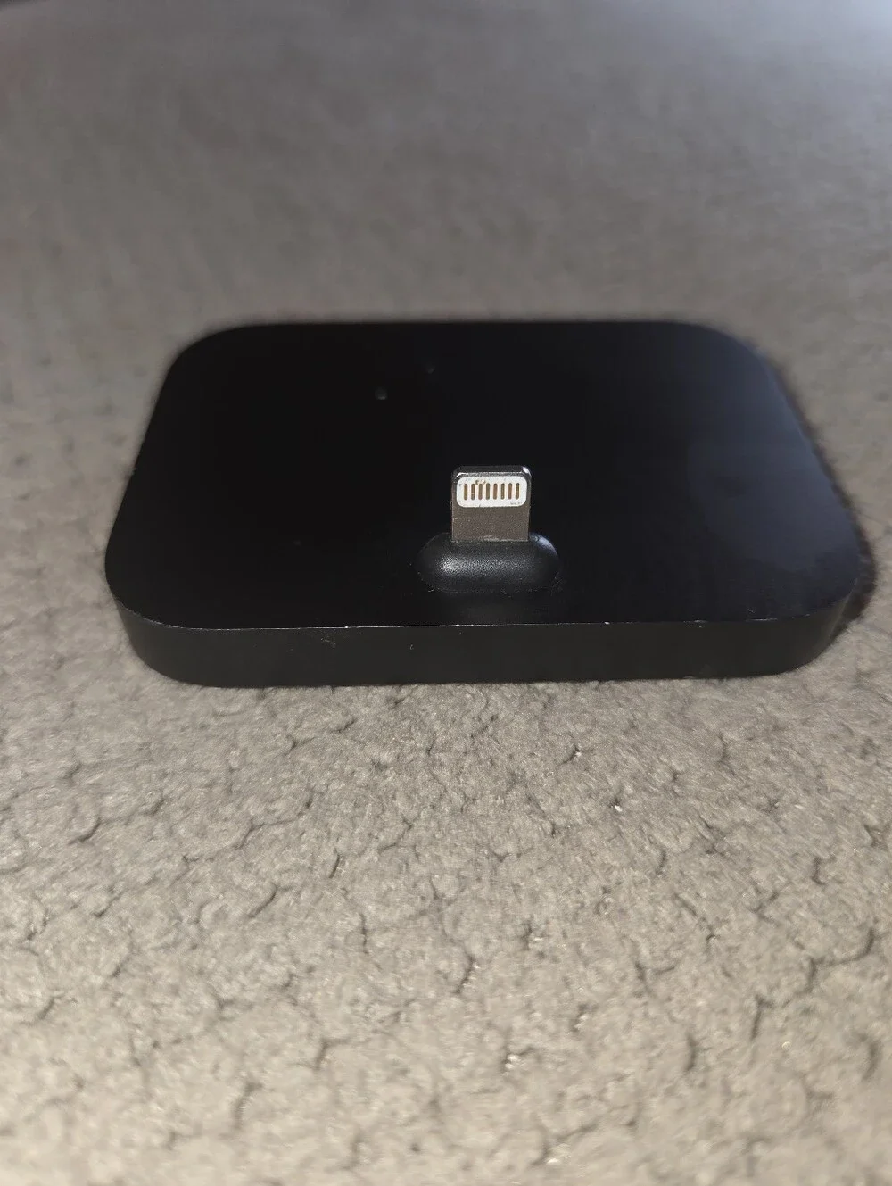 Original OEM Apple iPhone Lightning Dock Black Charge Sync A1717
